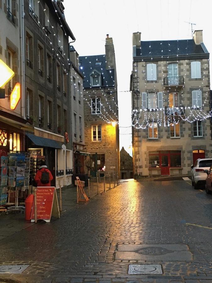 Maisonnette De Charme Avec Cour Privative Haute-Ville 그랑빌 외부 사진